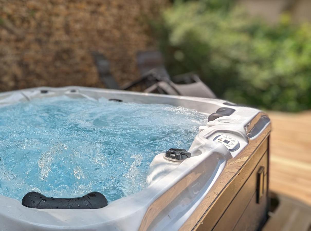 Wonderful House In Sarlat Center With Heated Pool & Jaccuzi别墅 外观 照片
